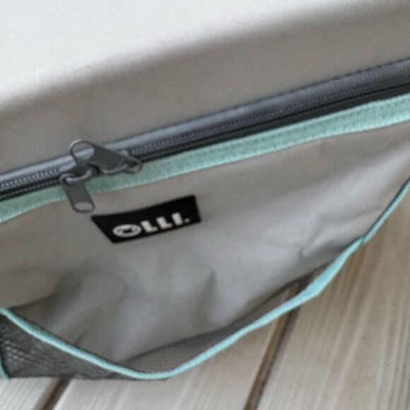 olli cooler calapsible blue 45 can with bottle opener - Picture 4 of 10